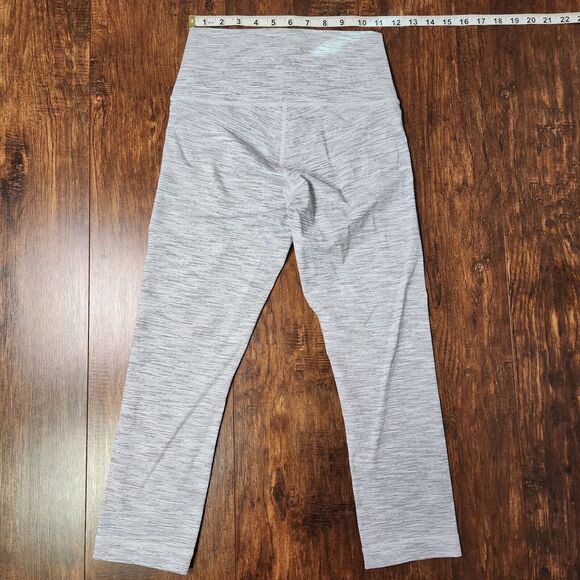 Lululemon Women Wunder Under CROP HR Luxtreme LW6AI4S WAGG White Print Size 6 - Picture 2 of 6
